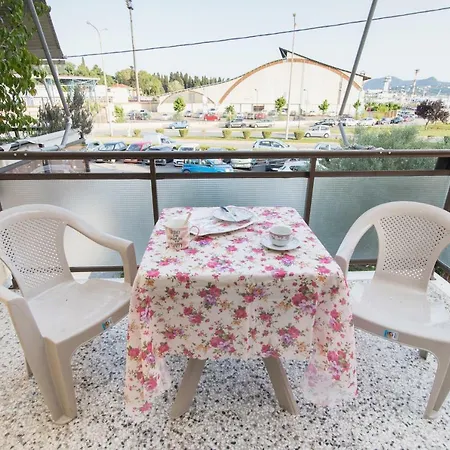 Eva's - Corfu Town Apartamento *